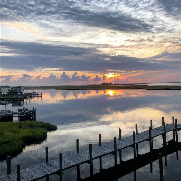 REORGANIZING - Picture 4 of 14